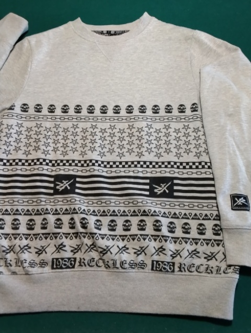 Rare YOUNG & RESTLESS Crewneck Gray Sweatshirt w/small Skulls , M , $24